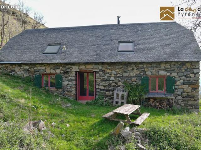 Grange 2 pièces 130 m²