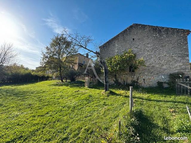 Grange 2 pièces 143 m²