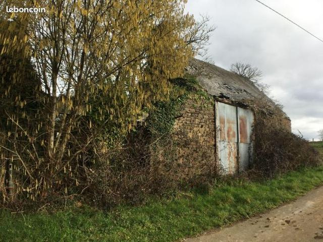 Grange 2 pièces 150 m²