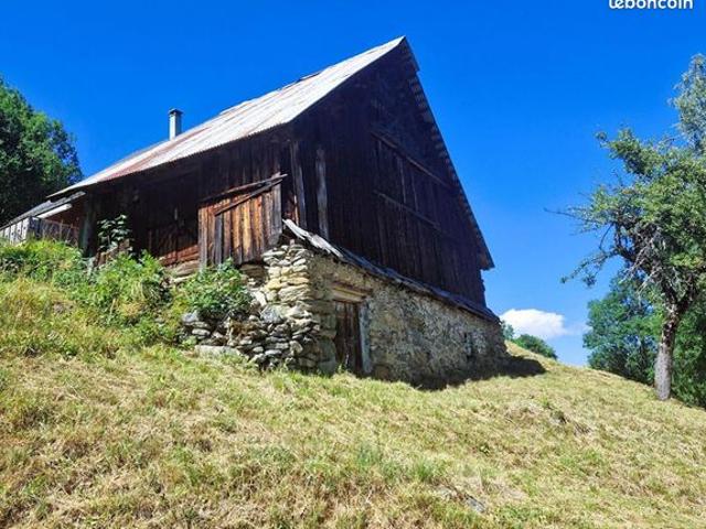 Grange 2 pièces 188 m²