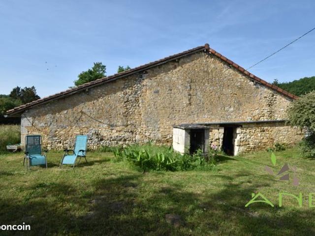 Grange 2 pièces 190 m²