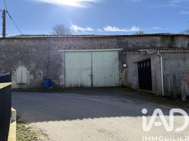 Grange 2 pièces 250 m²