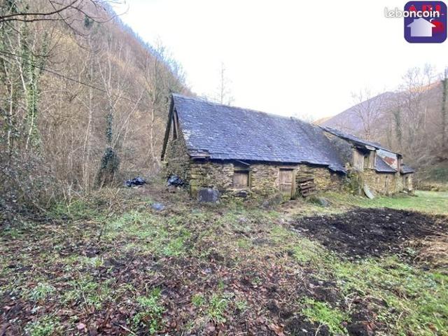 Grange 2 pièces 66 m²