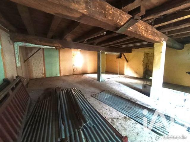 Grange 2 pièces 67 m²