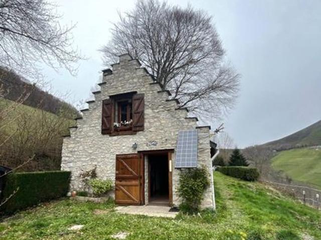 Grange 2 pièces 73 m²