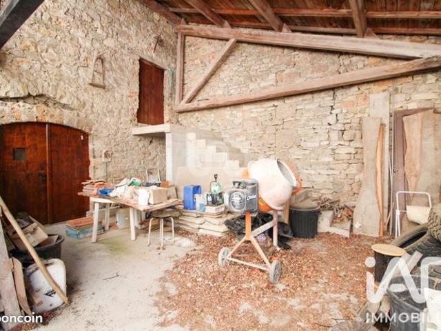 Grange 2 pièces 80 m²