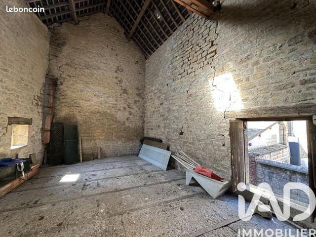 Grange 2 pièces 80 m²