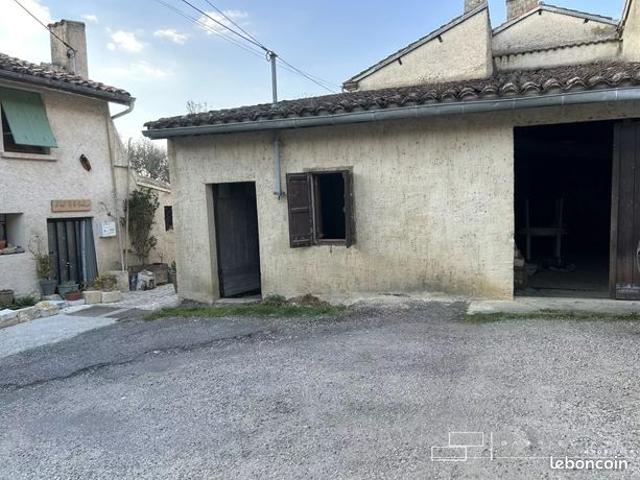 Grange 2 pièces 82 m²