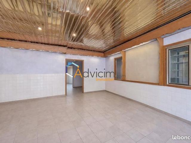 Grange 7 pièces 216 m²