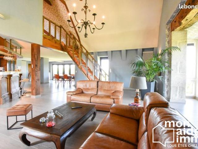 Grange 7 pièces 300 m²