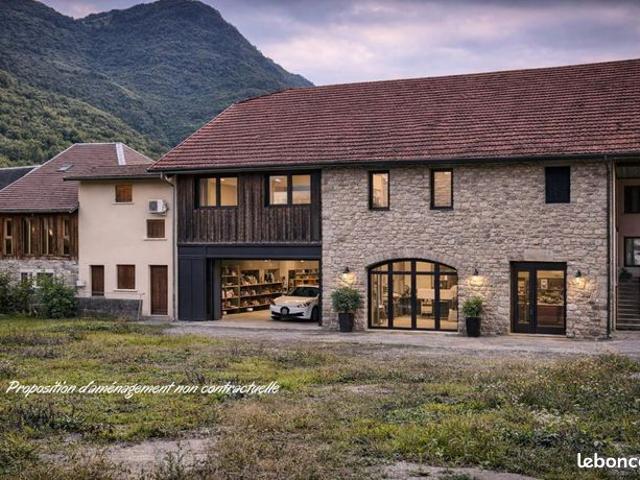Grange 7 pièces 600 m²
