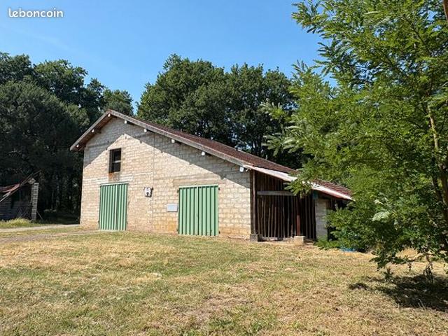Grange 4 pièces 183 m²