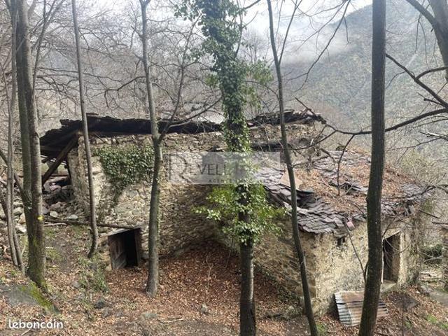 Grange 4 pièces 240 m²
