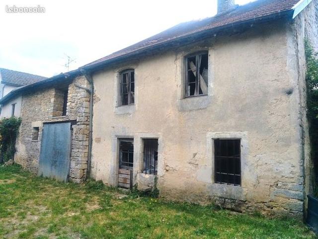 Grange 4 pièces 270 m²