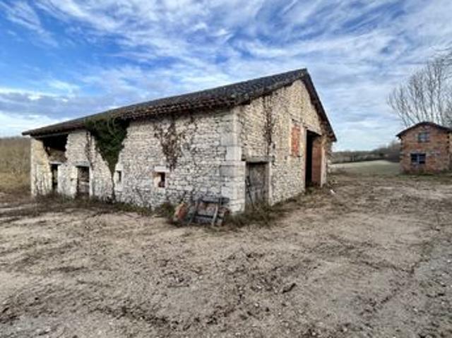 Grange 4 pièces 300 m²