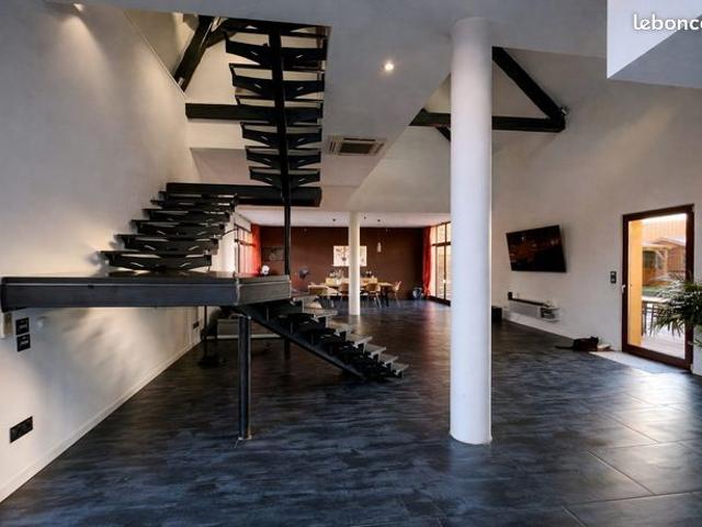 Grange 6 pièces 180 m²