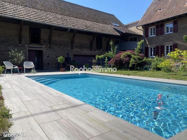 Grange 6 pièces 220 m²