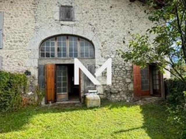Grange 8 pièces 247 m²