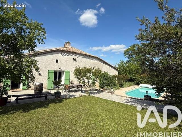 Grange 9 pièces 200 m²