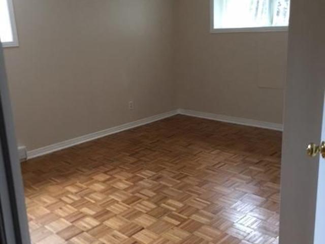 GRANGE CHAMBRE À LOUER TOUT INCLUS– RIVIÈRE DES PRAIRIES Montreal
