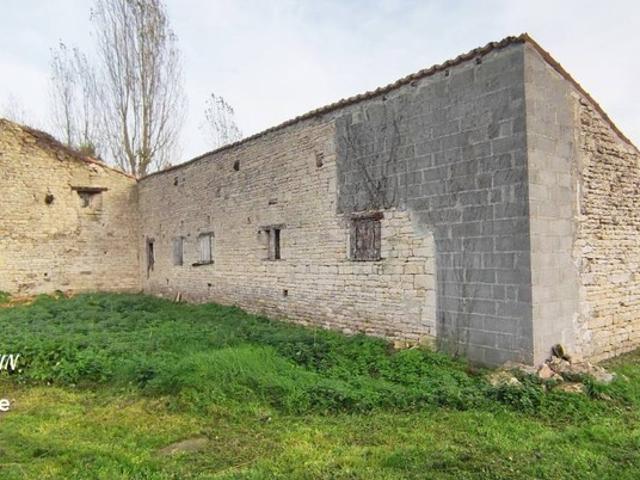 Grange à vendre 1 pièces SECONDIGNE SUR BELLE 79