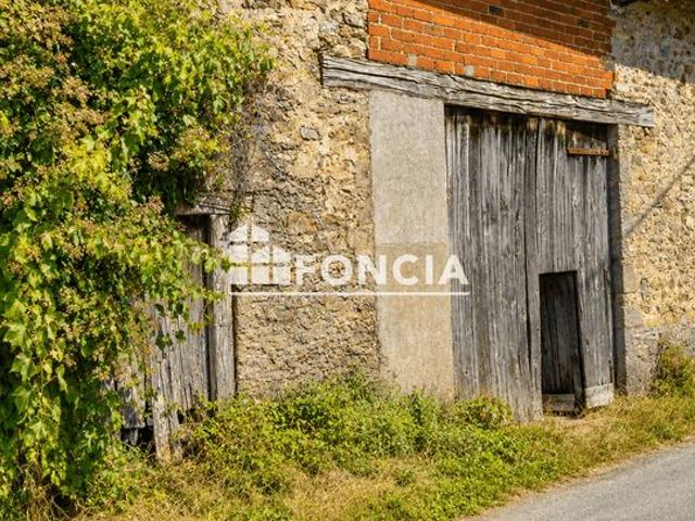 Grange à rénover entièrement