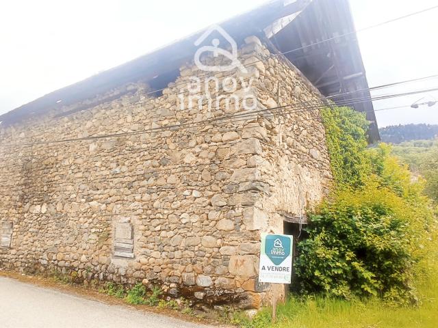 Grange à Rénover sur terrain constructible 1000m2 Saint Mart. m² Saint Martin d'Uriage