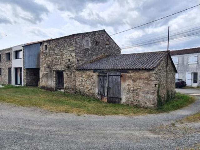 Grange à rénover Village Saint Hilaire De Clisson 75 M² sur terrain de 231 M²