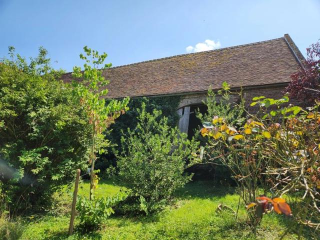 GRANGE A RESTAURER