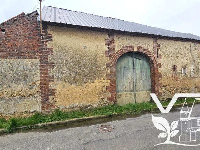 GRANGE A RESTAURER