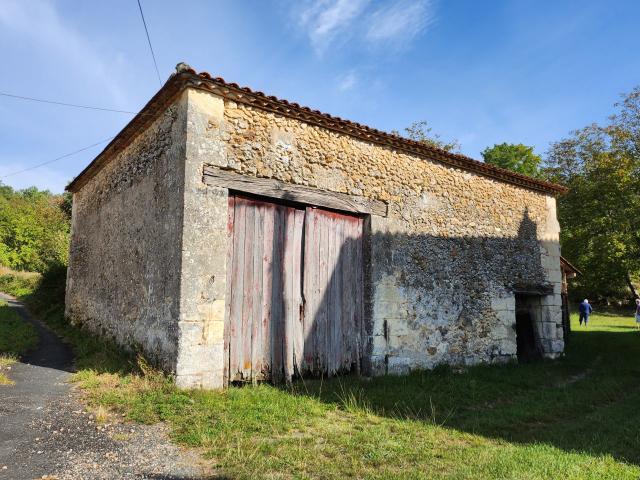 Grange à restaurer!
