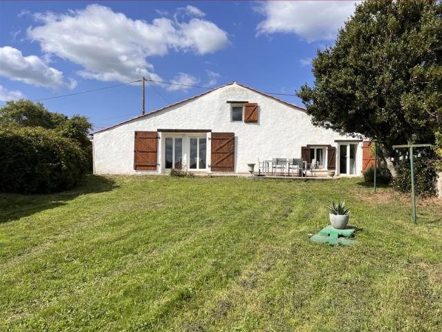 Grange aménagée 4 chambres grand terrain pour chevaux