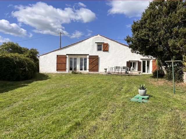 Grange aménagée 4 chambres grand terrain pour chevaux
