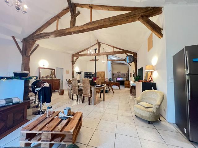 Grange aménagée Lhommaize 4 pièce s 200 m2