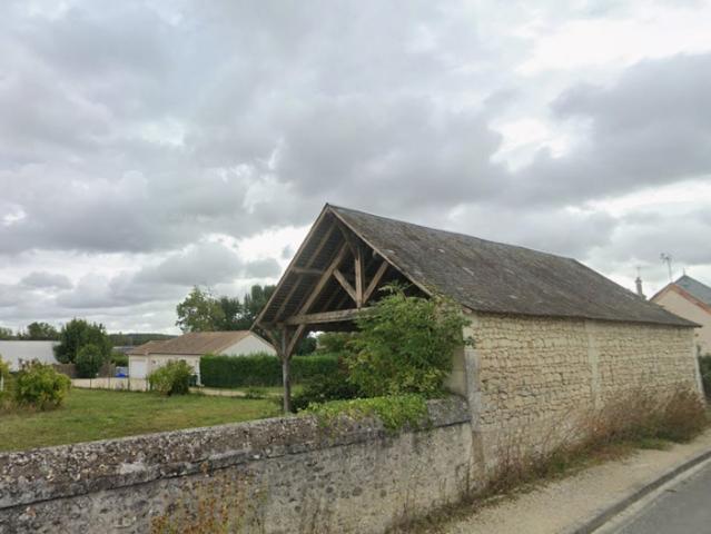 GRANGE AVEC TERRAIN CONSTRUCTIBLE
