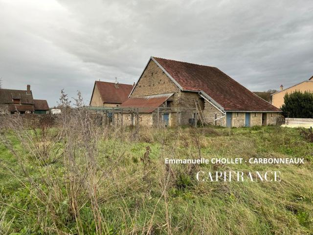 Grange avec grand jardin constructible proche de POUILLY EN AUXOIS 21