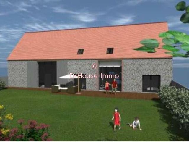 Grange de 150m² Avec un Grand Terrain à Saint Éliph