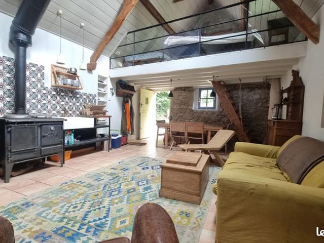 Grange foraine 110m² hab. En vallée de Lesponne