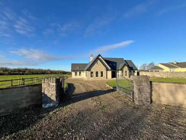 Grange, Kilmallock, Grange, Co. Limerick, V35XV02 is for sale