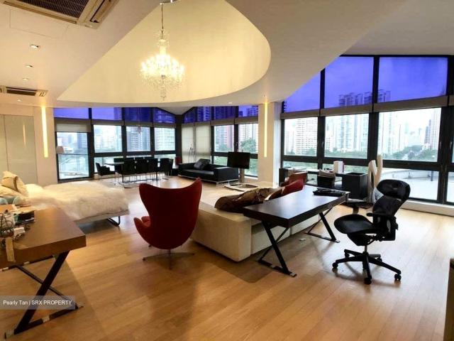 Grange Road D10, Condominium