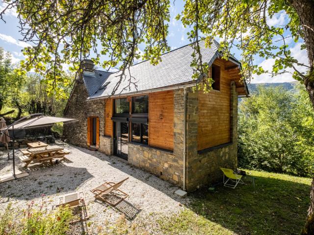 Grange rénovée T5 dans la Vallée du Louron