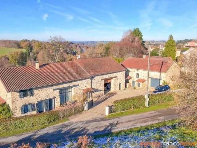 Grange rénovée sur la colline 216m² Châteauneuf la Forêt