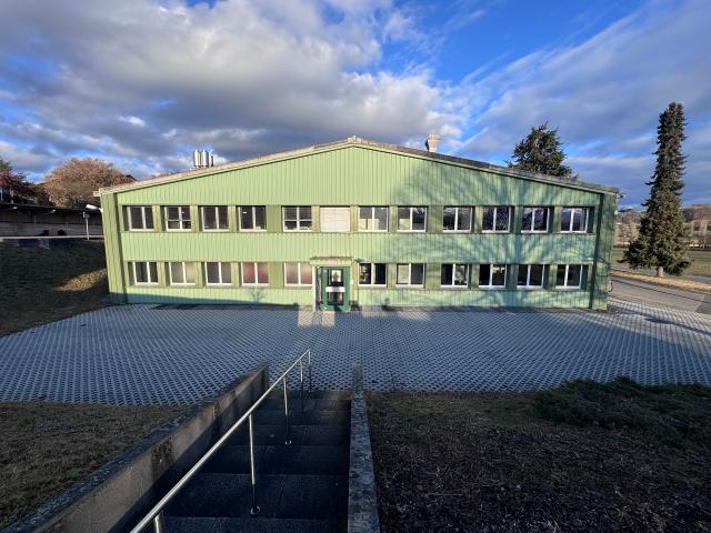 Granges Marnand, zu Miete, Büros und Lagerhäuser mit 408 m²