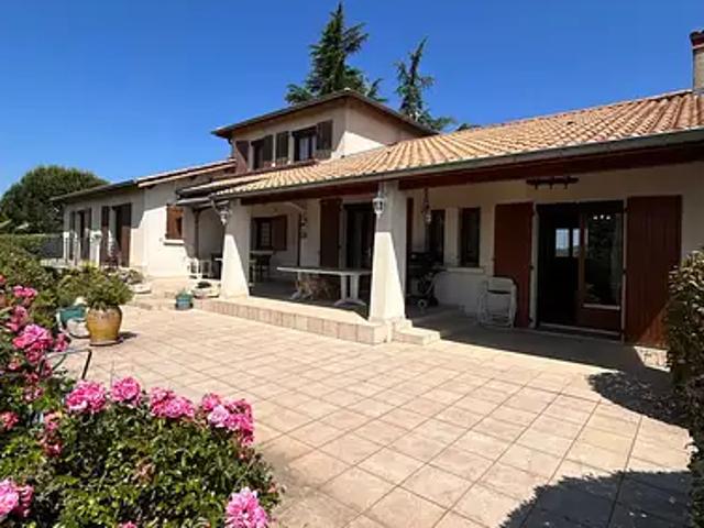 Granges les Beaumont 26600 Achat / Vente maison 8 pièces t8 terrasse parking