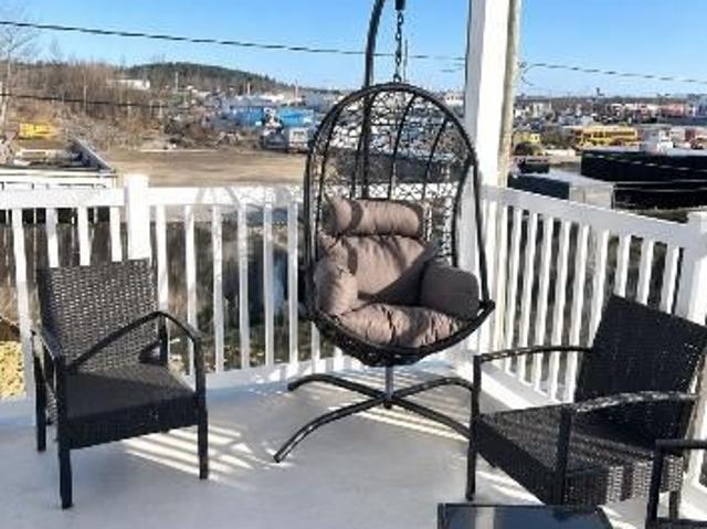 GRAND 41/2 À LOUER POUR LE 1 ER JUILLET 2026 NON MEUBLÉ 1391 rue du Ciné parc à Chicoutimi