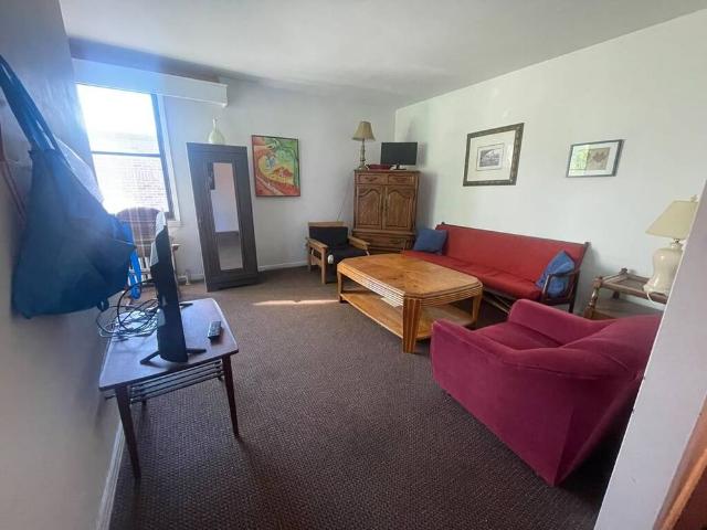 Grand 4 ½ Meublé – 2 Chambres