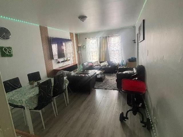 Grand 4 ½ lumineux – 2 balcons – Tout inclus + Wi Fi – 1060$