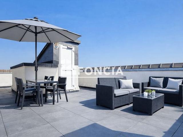 Grand 4 pièces en duplex avec terrasse de 30 m²