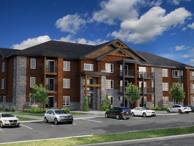 GRAND 4 1/2 À LOUER SITUÉ AU COEUR DU VILLAGE DE ST SAUVEUR FAUBOURG DU CERF