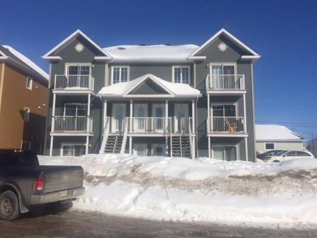 Grand 4 1/2 Riviere du Loup